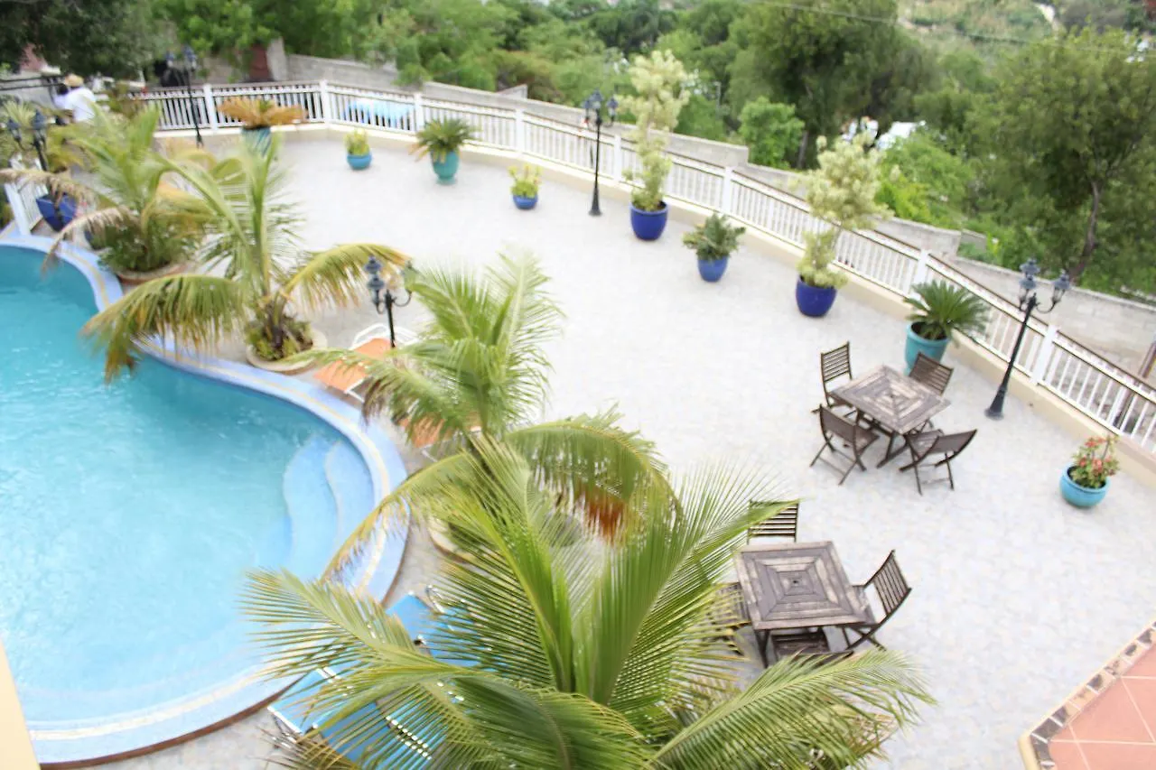 Lebon Hotel Musseau